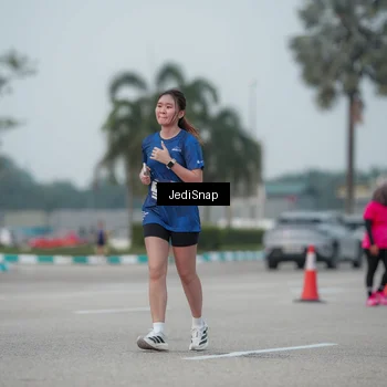 Runner Photo 7553638