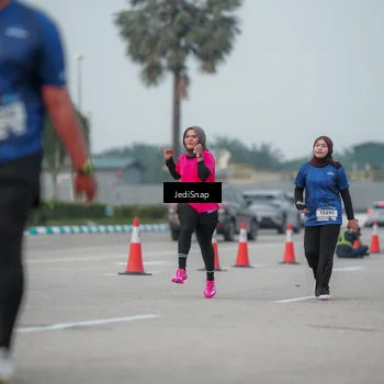 Runner Photo 7553647