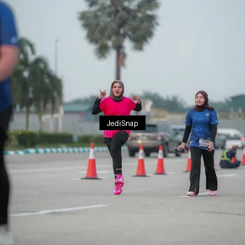 Runner Photo 7553649