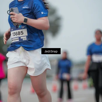 Runner Photo 7553658