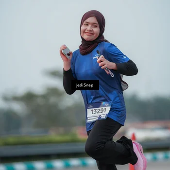 Runner Photo 7553680