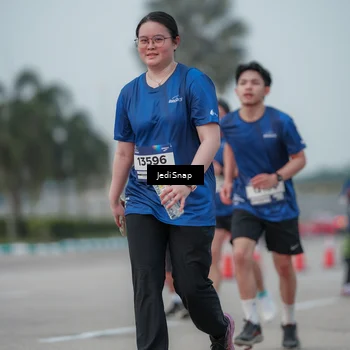 Runner Photo 7553681