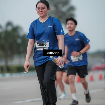 Runner Photo 7553686