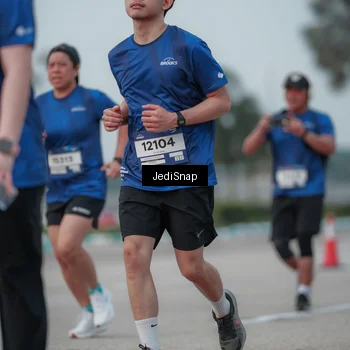 Runner Photo 7553691