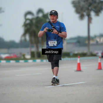 Runner Photo 7553692