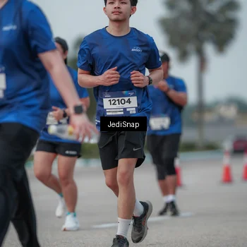 Runner Photo 7553693