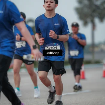 Runner Photo 7553697