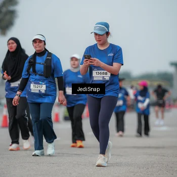 Runner Photo 7553704