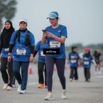 Runner Photo 7553706