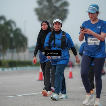 Runner Photo 7553707