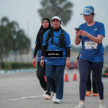 Runner Photo 7553708