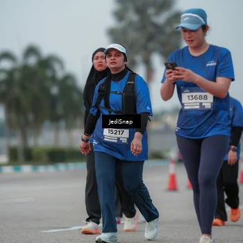 Runner Photo 7553714