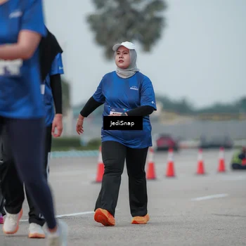 Runner Photo 7553716