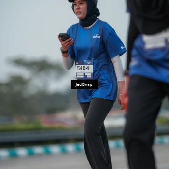 Runner Photo 7553733