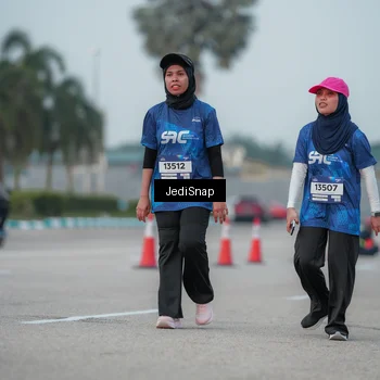 Runner Photo 7553740