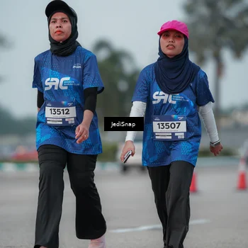 Runner Photo 7553752