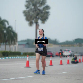 Runner Photo 7553766