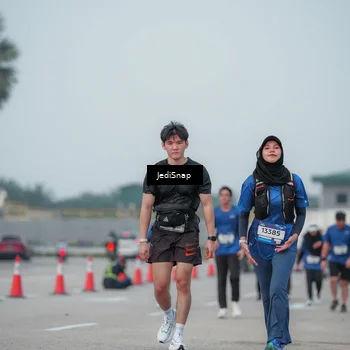 Runner Photo 7553770