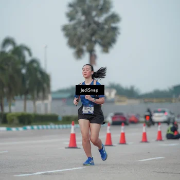 Runner Photo 7553772