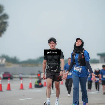 Runner Photo 7553774
