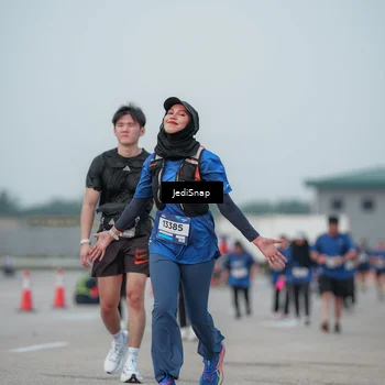 Runner Photo 7553779