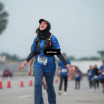 Runner Photo 7553780