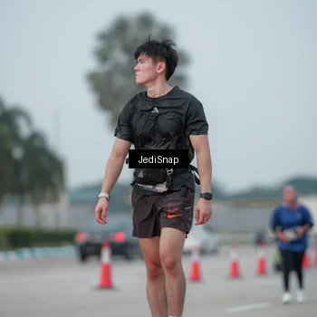 Runner Photo 7553790