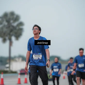 Runner Photo 7553793