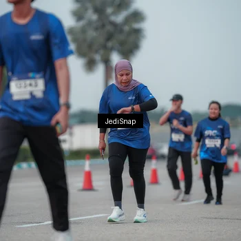 Runner Photo 7553803