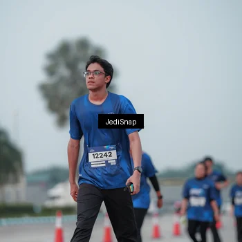 Runner Photo 7553804