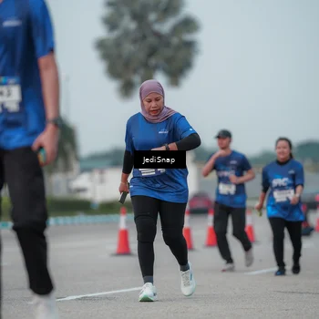 Runner Photo 7553807