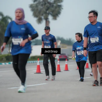 Runner Photo 7553810