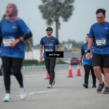 Runner Photo 7553815
