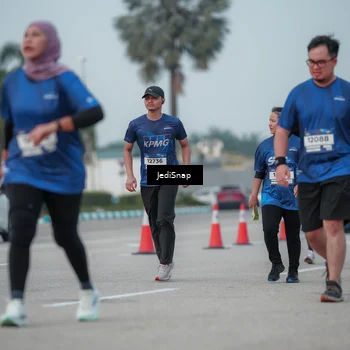 Runner Photo 7553816