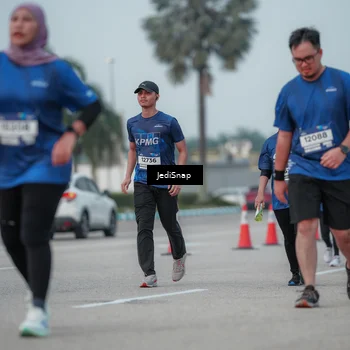 Runner Photo 7553817