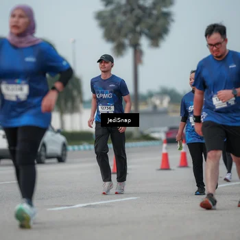 Runner Photo 7553818