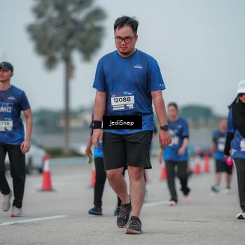 Runner Photo 7553820