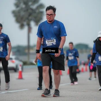 Runner Photo 7553823