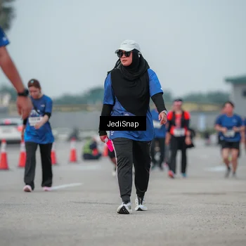 Runner Photo 7553830