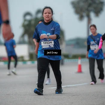 Runner Photo 7553835