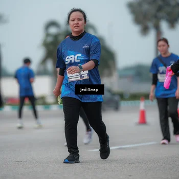 Runner Photo 7553836