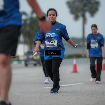 Runner Photo 7553838