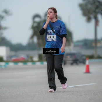 Runner Photo 7553842