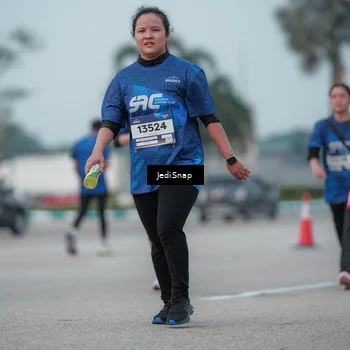 Runner Photo 7553843