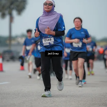 Runner Photo 7553845