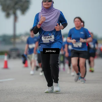 Runner Photo 7553848