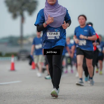 Runner Photo 7553850