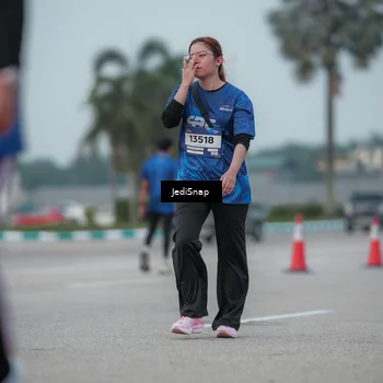 Runner Photo 7553851