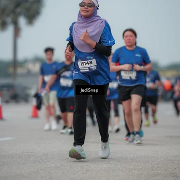 Runner Photo 7553855