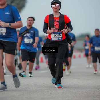 Runner Photo 7553860